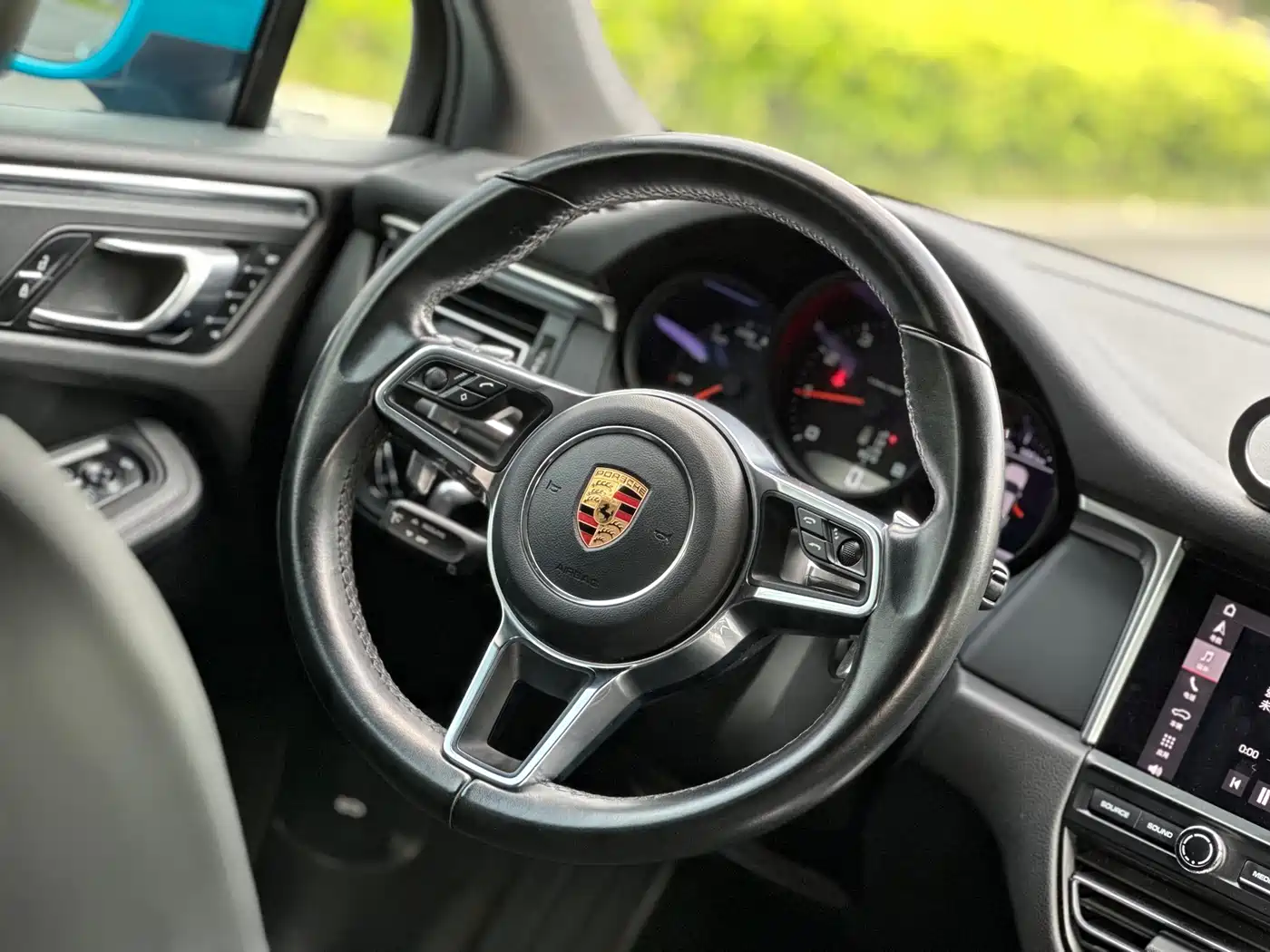 Porsche Macan 2018 Macan 2.0T фото 14