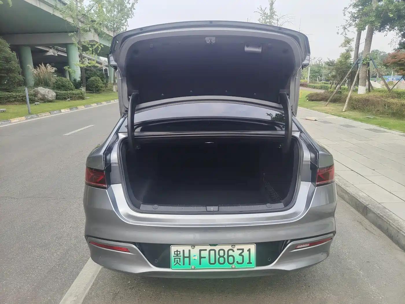 BYD Qin PLUS 2021 DM-i 55KM Flagship фото 18