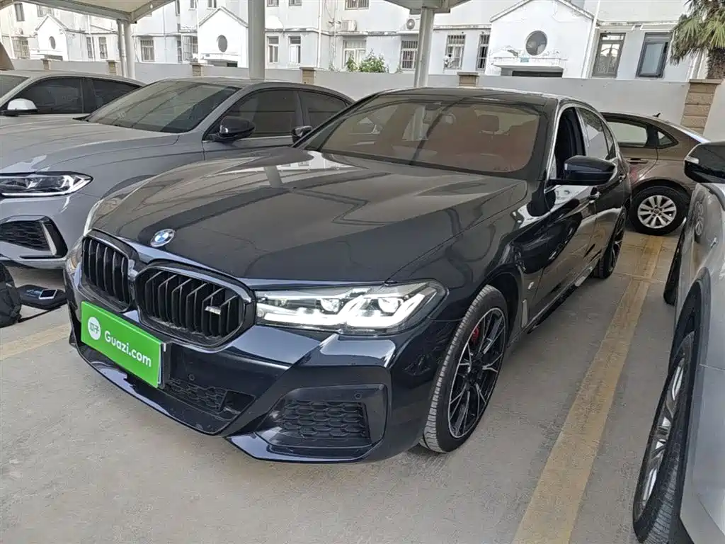 BMW 5 Series 2022 Model Second Facelift 530Li Leading M Sport Package фото 2