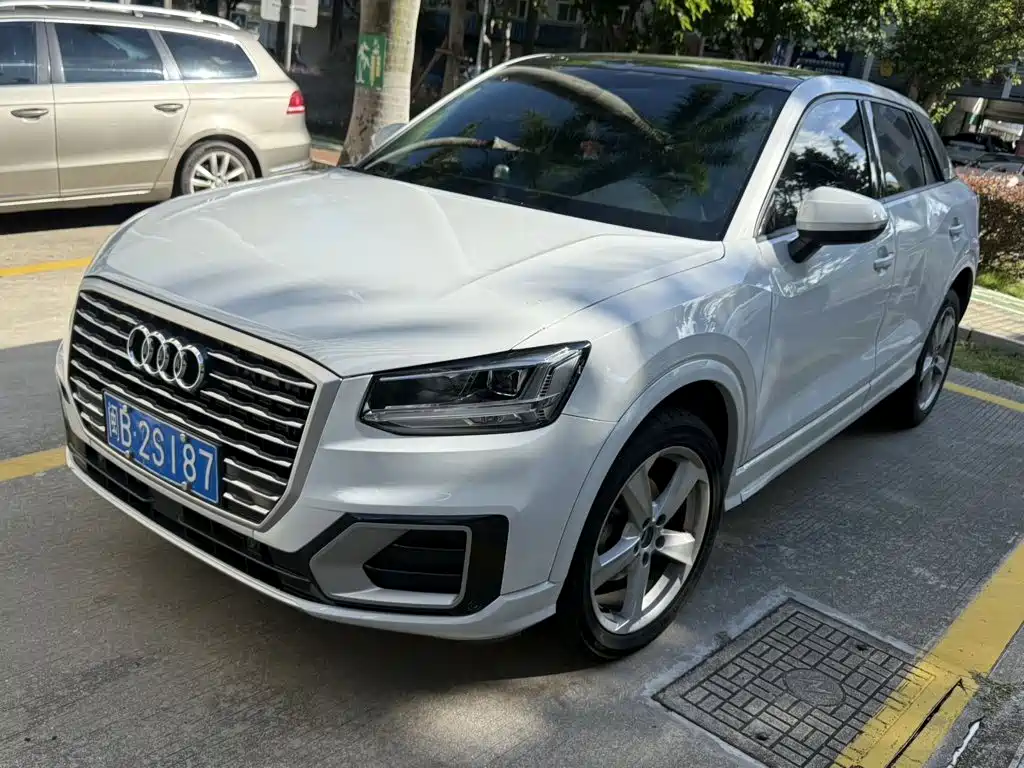 Audi Q2L 2018 35 TFSI Fashion Elegance China V