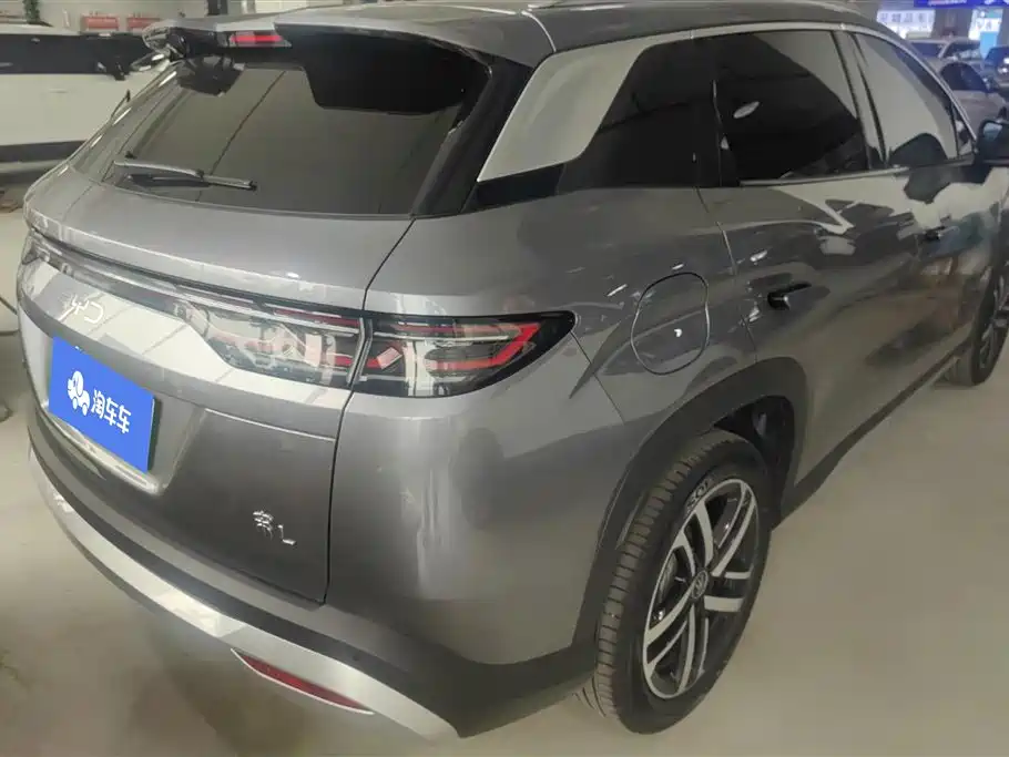 BYD Song L DM-i 2024 112km Leading Edition фото 3