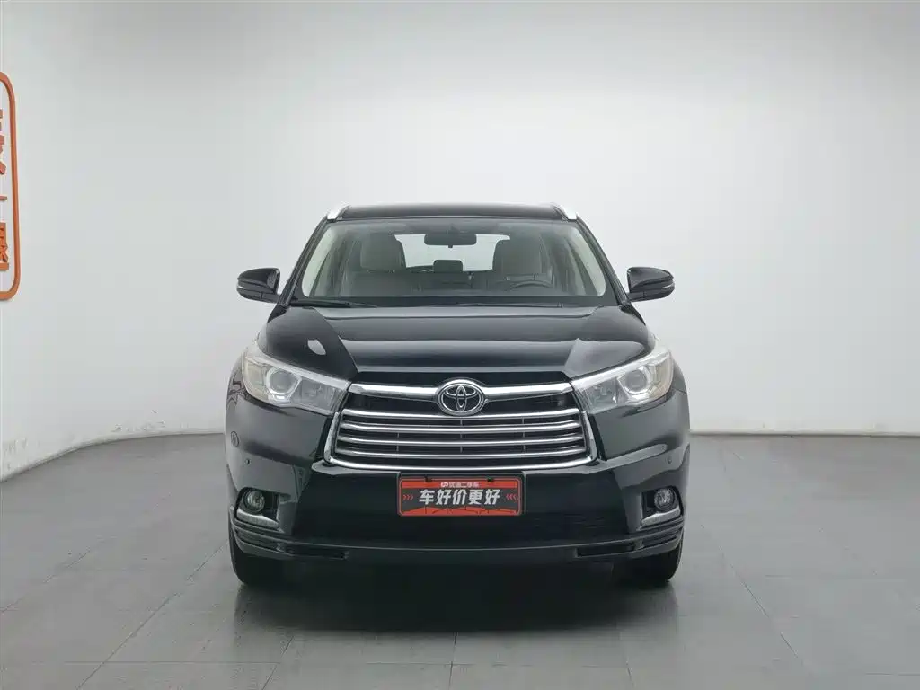 TOYOTA HIGHLANDER