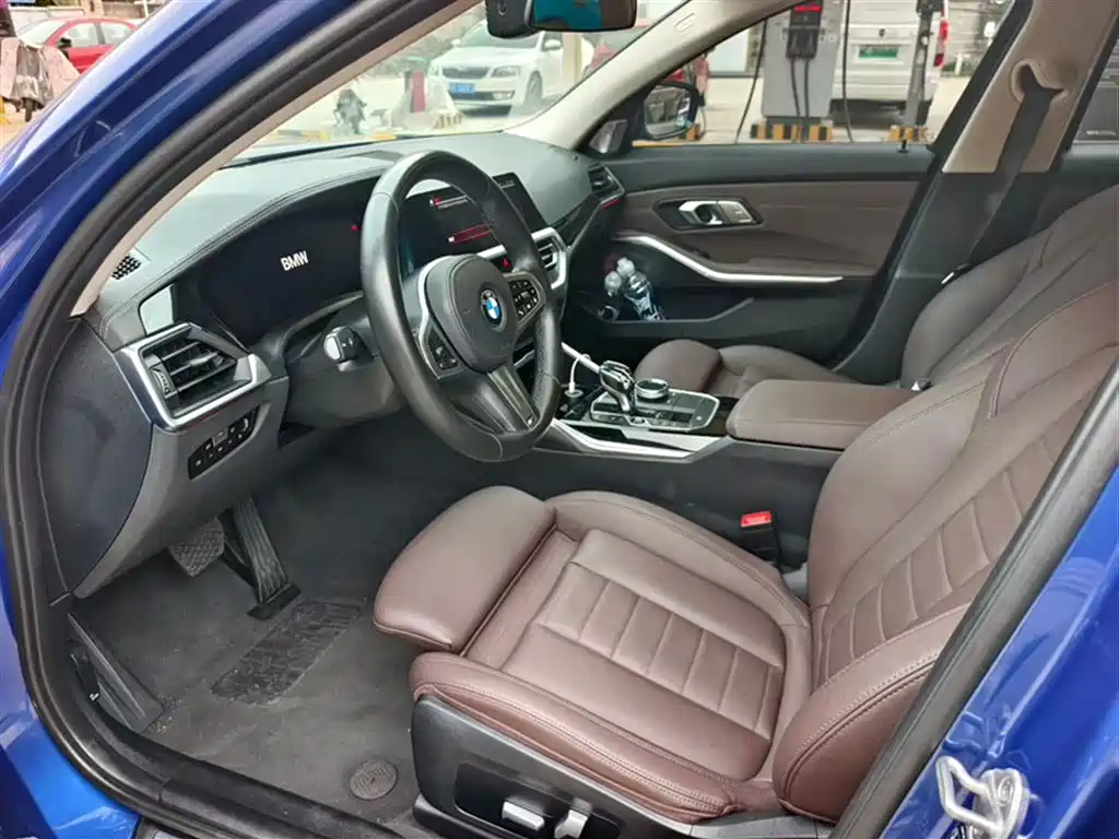 BMW 3 Series 2020 320Li M Sport Package фото 11