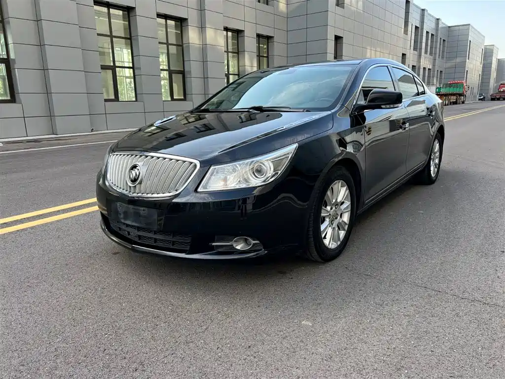 Buick LaCrosse 2012 2012 2.4L SIDI Luxury Edition