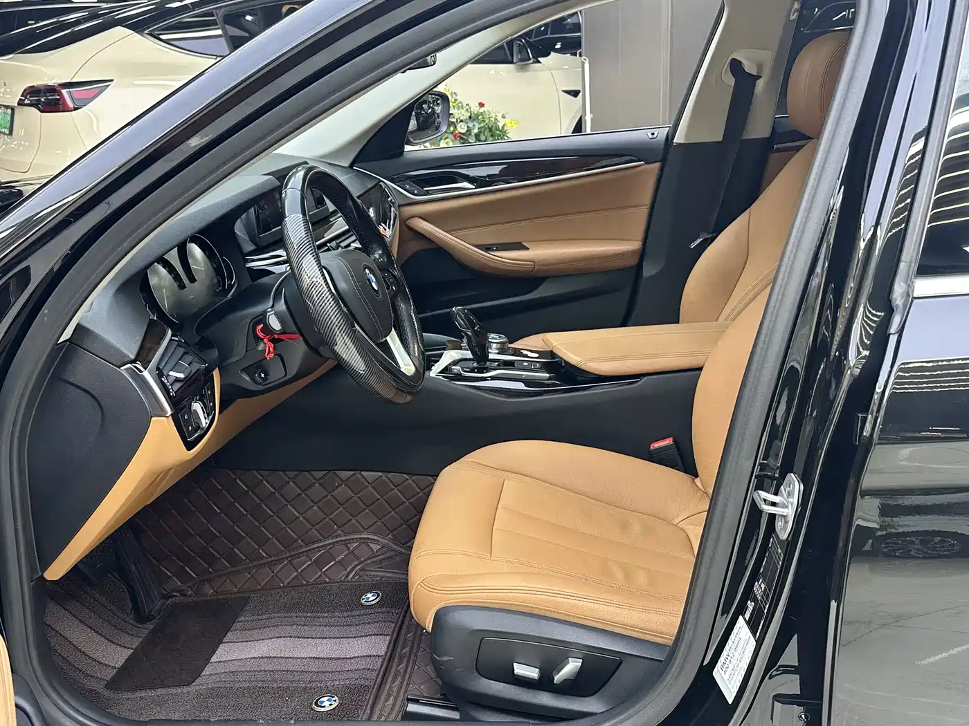 BMW 5 Series 2018 528Li Launch Special Edition фото 7