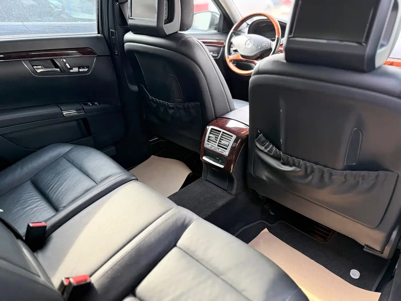 Mercedes-Benz S-Class 2010 S 350 L 4MATIC фото 11