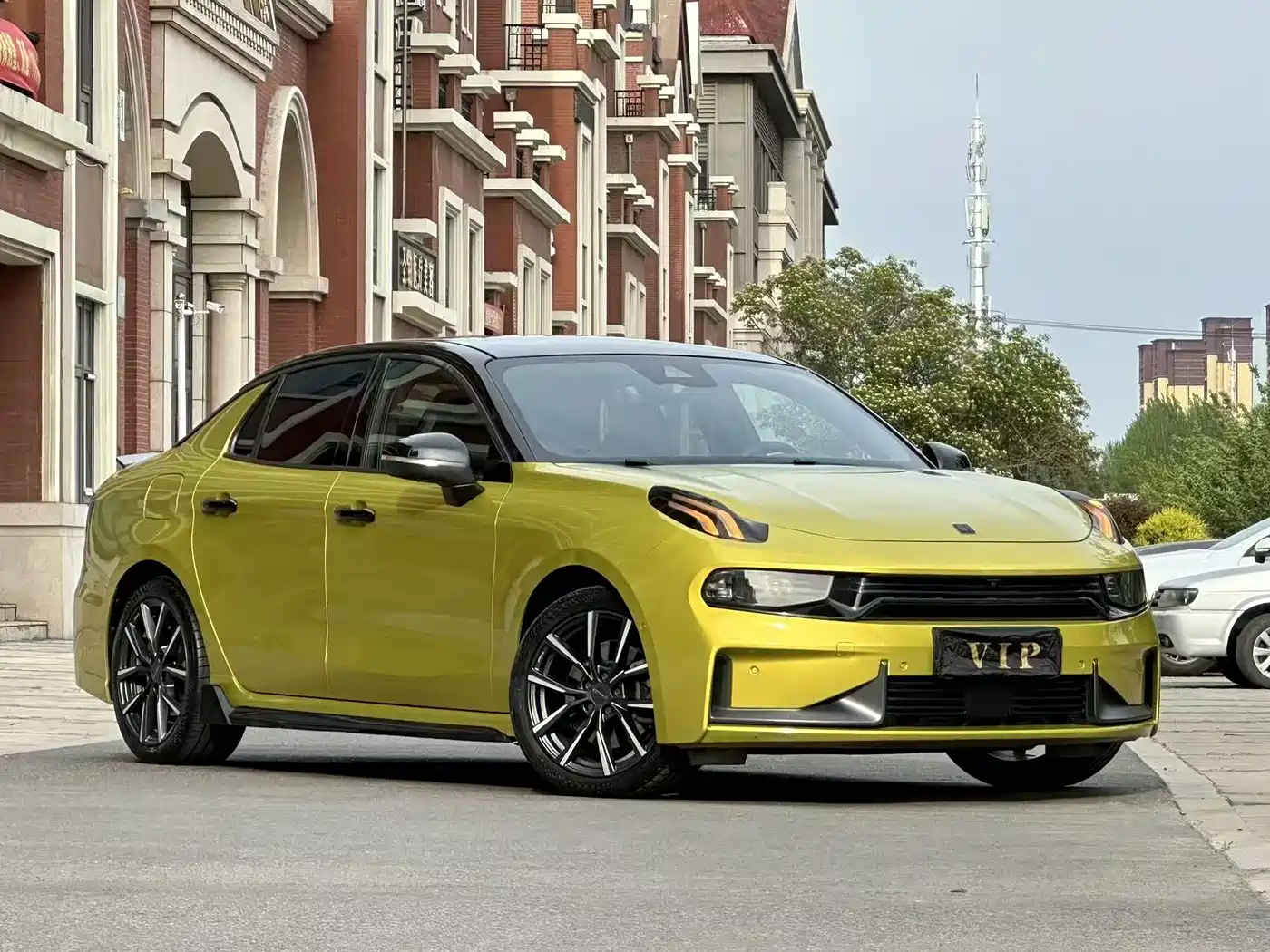 Lynk & Co 03 2021 03+ 2.0TD Auto Wind Rider Edition фото 2