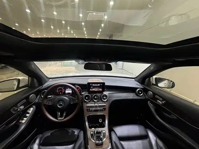 Mercedes-Benz GLC 2018 Facelift GLC 300 4MATIC Dynamic — фото 5