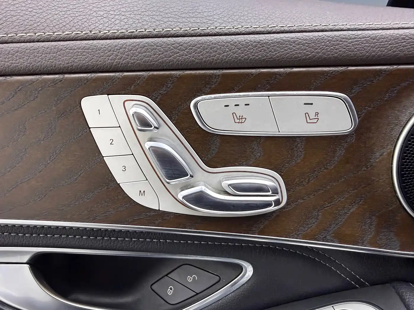 Mercedes-Benz GLC 2020 GLC 300 L 4MATIC Dynamic фото 17