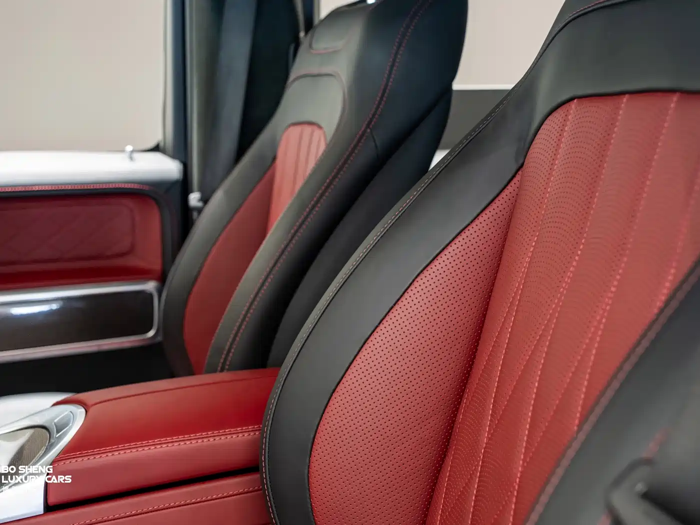 Mercedes-Benz G-Class 2023 G 500 фото 29