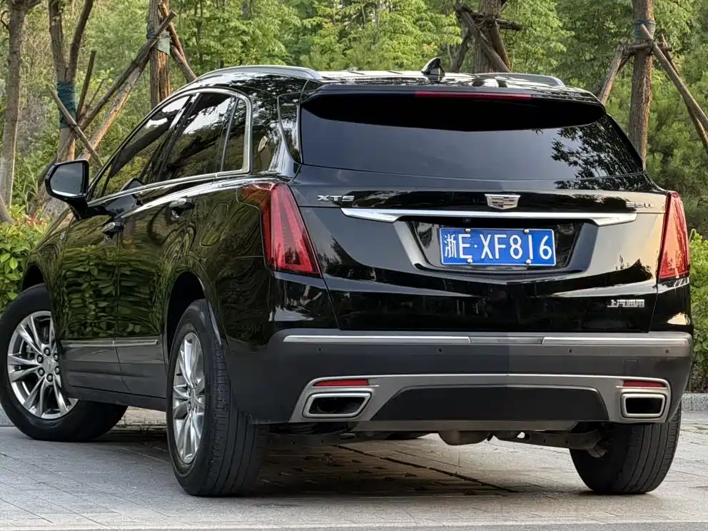 Фото 7 - Cadillac XT5