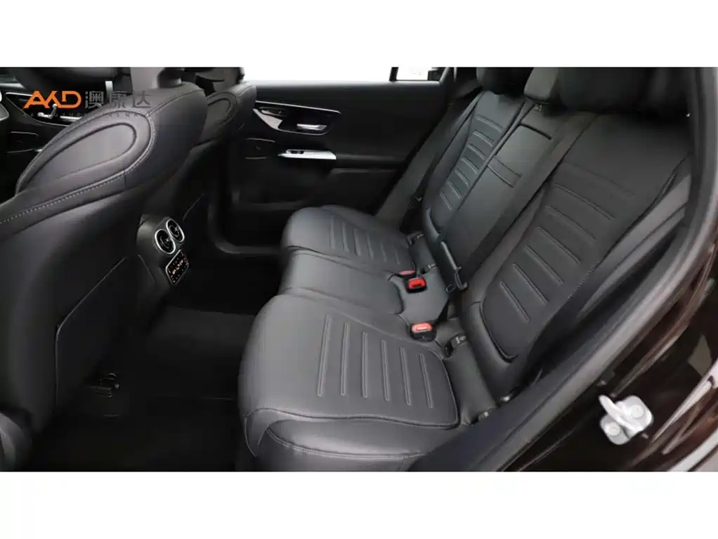 Mercedes-Benz GLC 2024 GLC 260 L 4MATIC Dynamic 5-seater фото 7