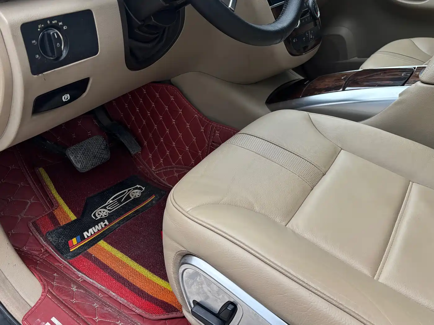 Mercedes-Benz R-Class 2011 R 350 L 4MATIC фото 13