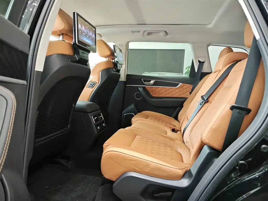Hongqi HS7 2019 3.0T Automatic 4WD Smart Connection Flag Leader Edition фото 11