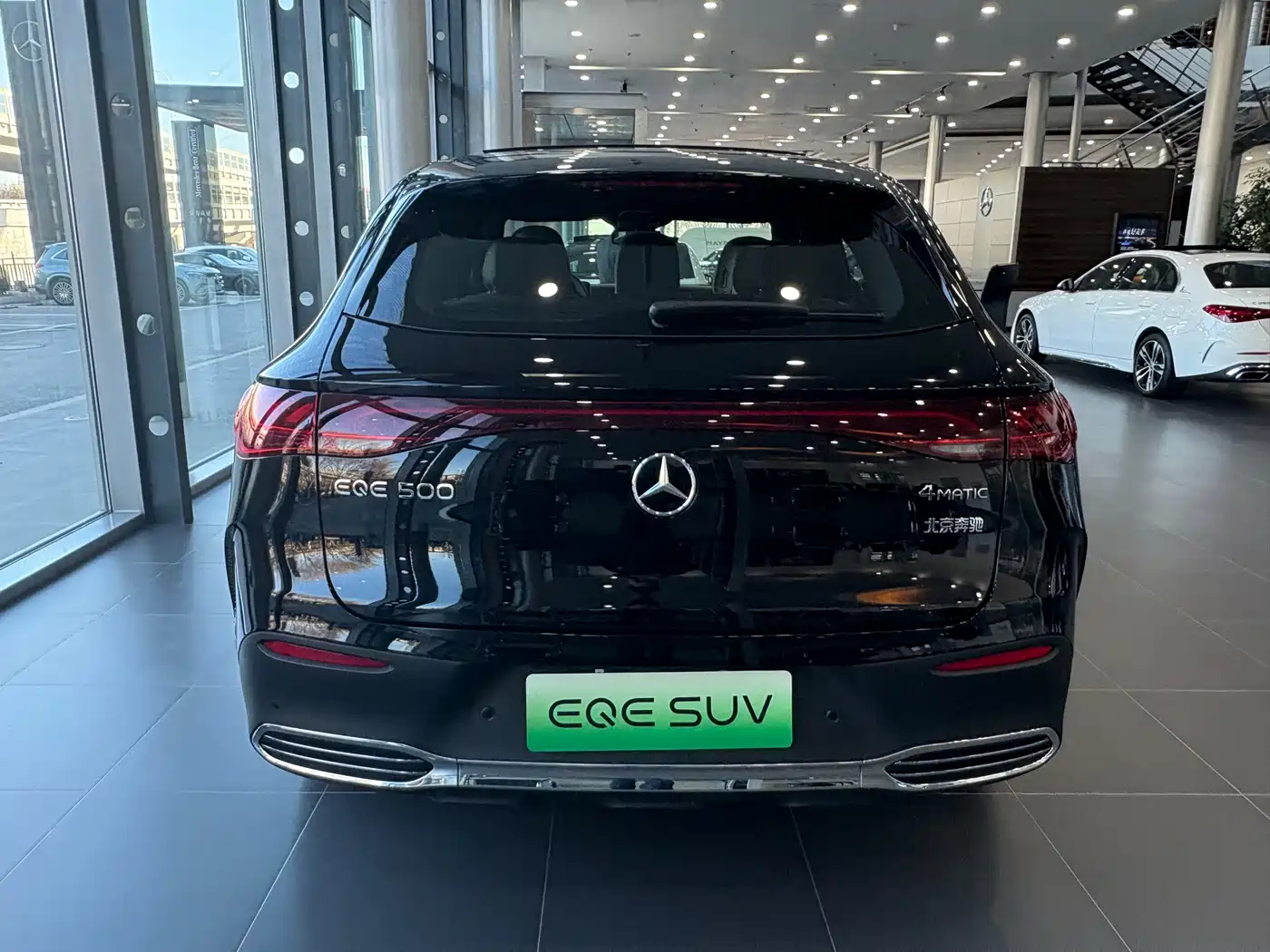 Mercedes-Benz EQE SUV 2024 500 4MATIC Pioneer Edition фото 9
