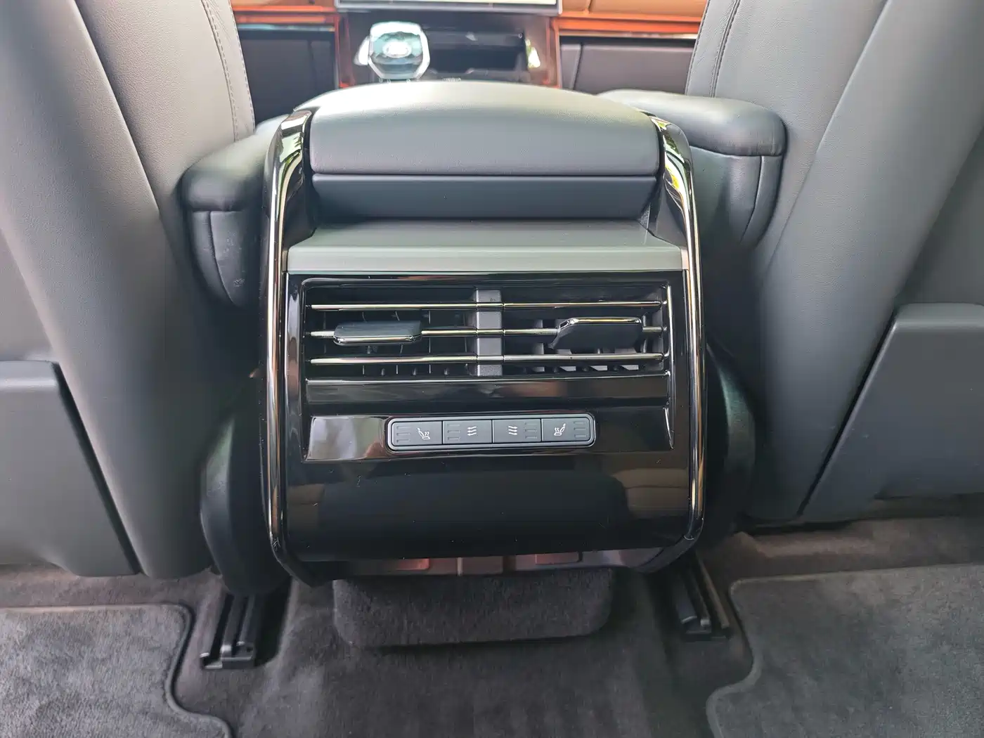 Land Rover Range Rover Sport 2025 2025 400PS Dynamic SE