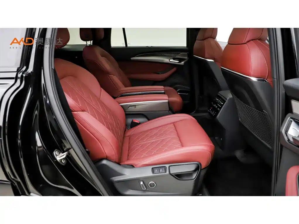 Audi Q6 2024 45 TFSI quattro Black Warrior Edition 6-seater фото 8