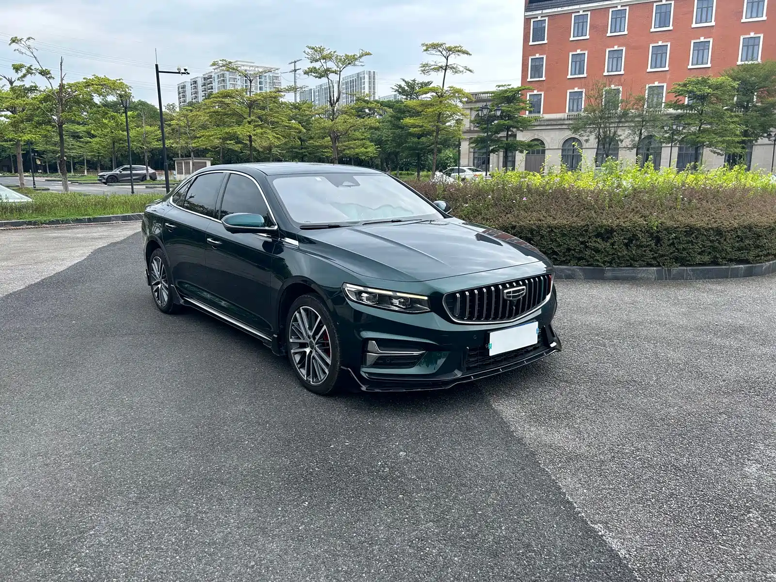 Фото 1 - Geely Preface
