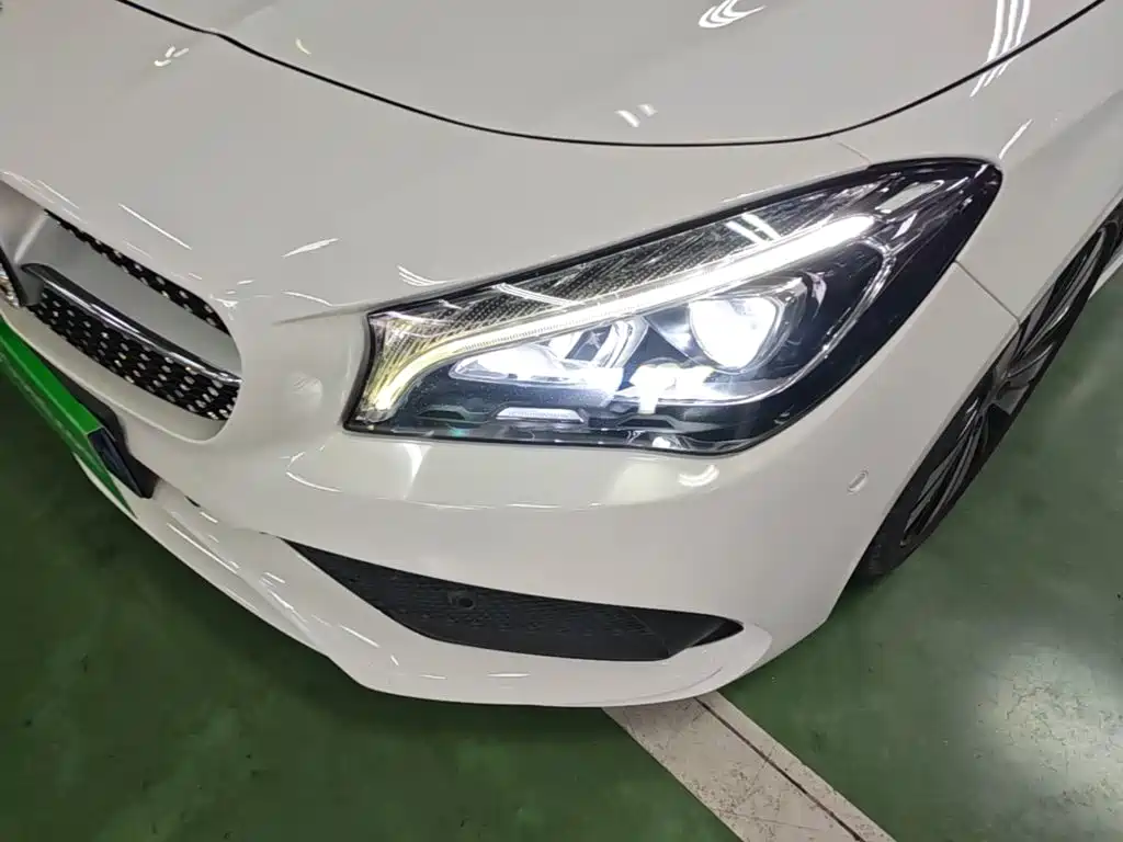 Mercedes-Benz CLA (Import) 2018 2018 CLA 200 Fashion Edition
