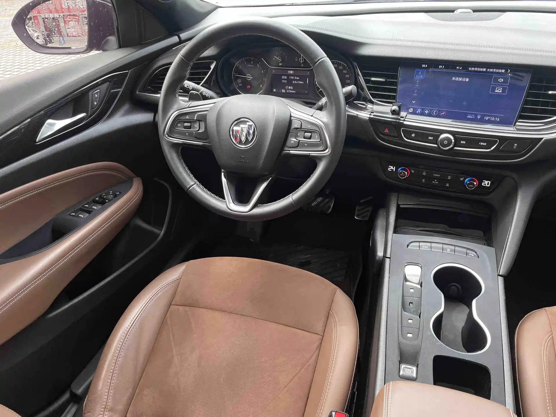 Фото 14 - Buick Regal