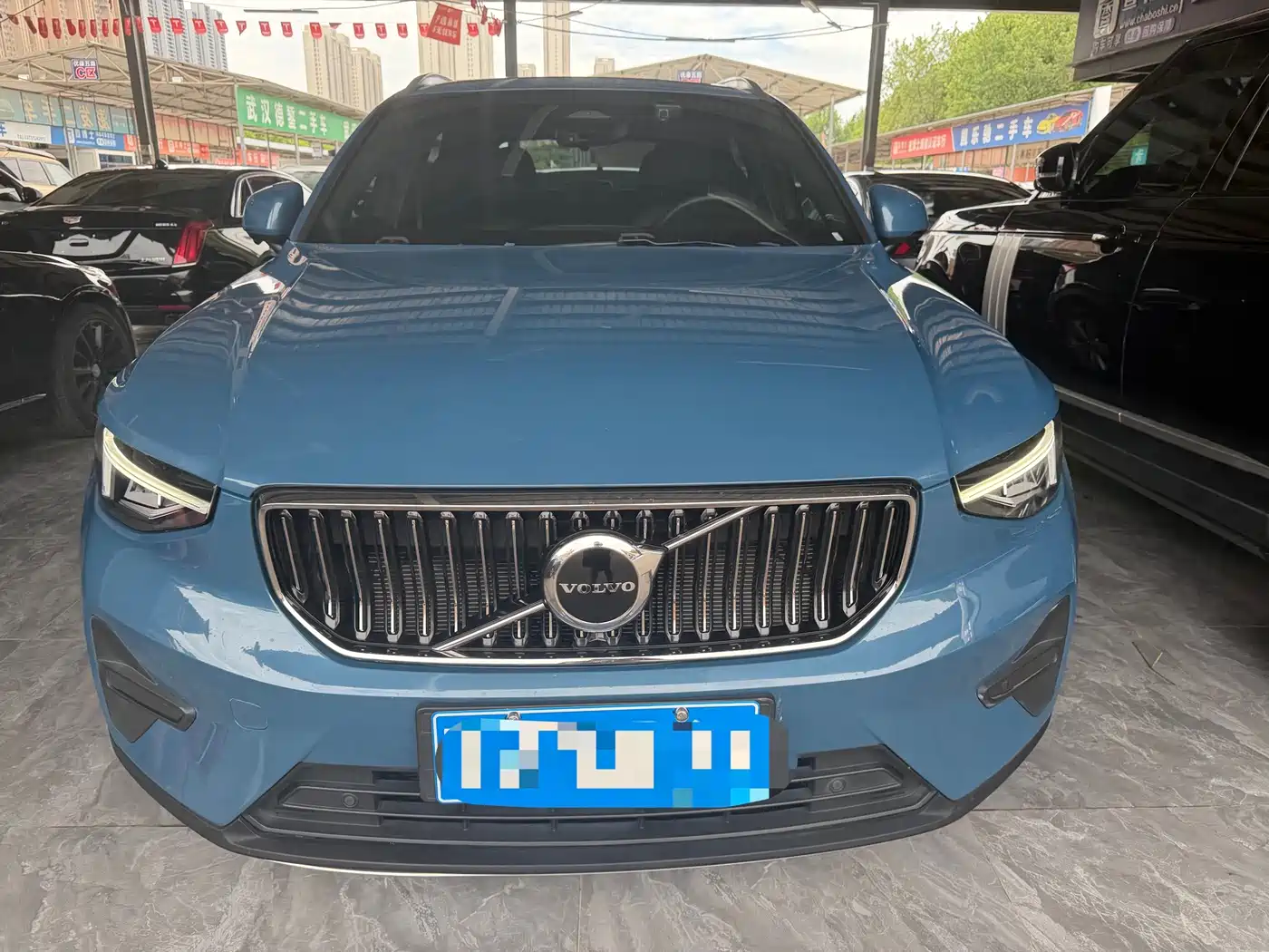 Фото 2 - Volvo XC40