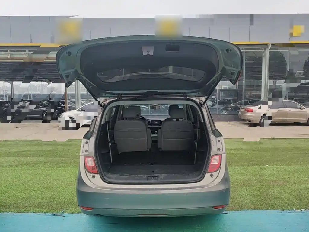 Buick GL6 2018 2018 18T 6-Seater Elite