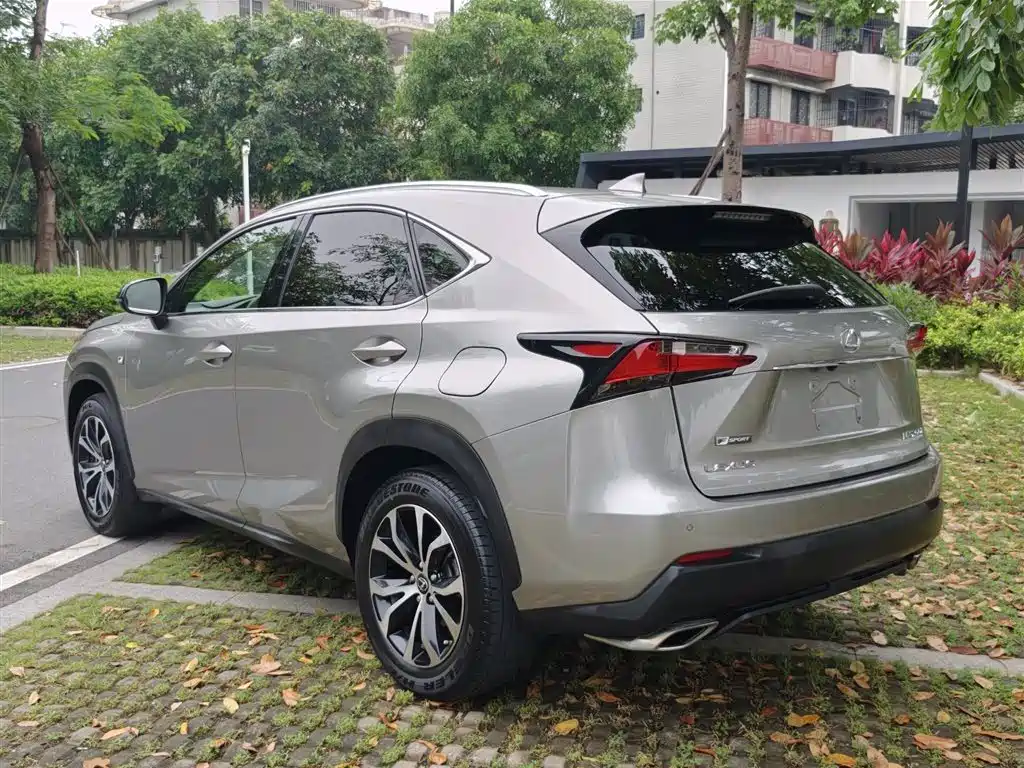 Lexus NX 2015 200t AWD F SPORT фото 16