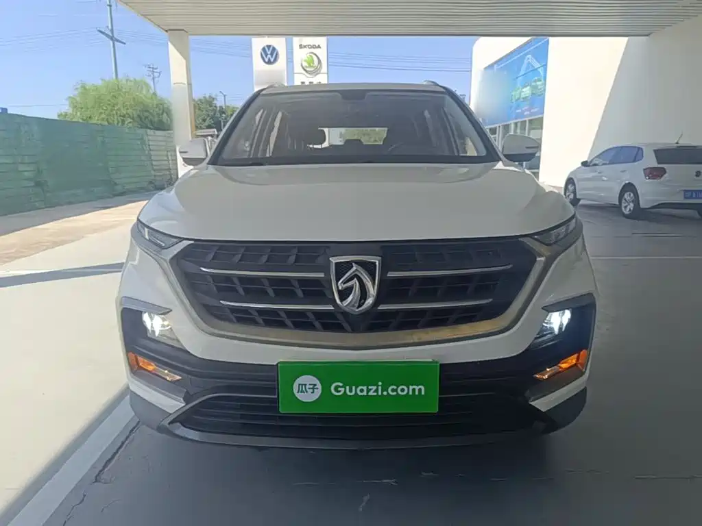 Baojun 530 2019 2018 1.5T Manual Elite (China V)