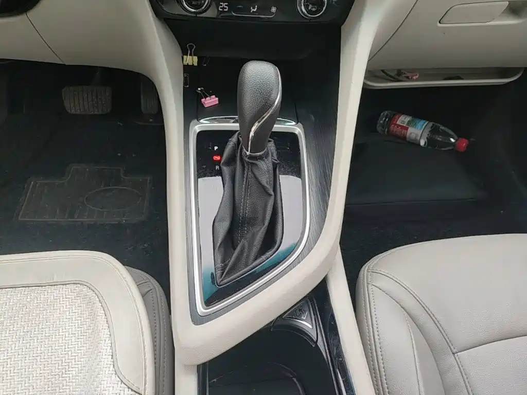 Buick GL6 2018 2018 18T 6-Seater Elite