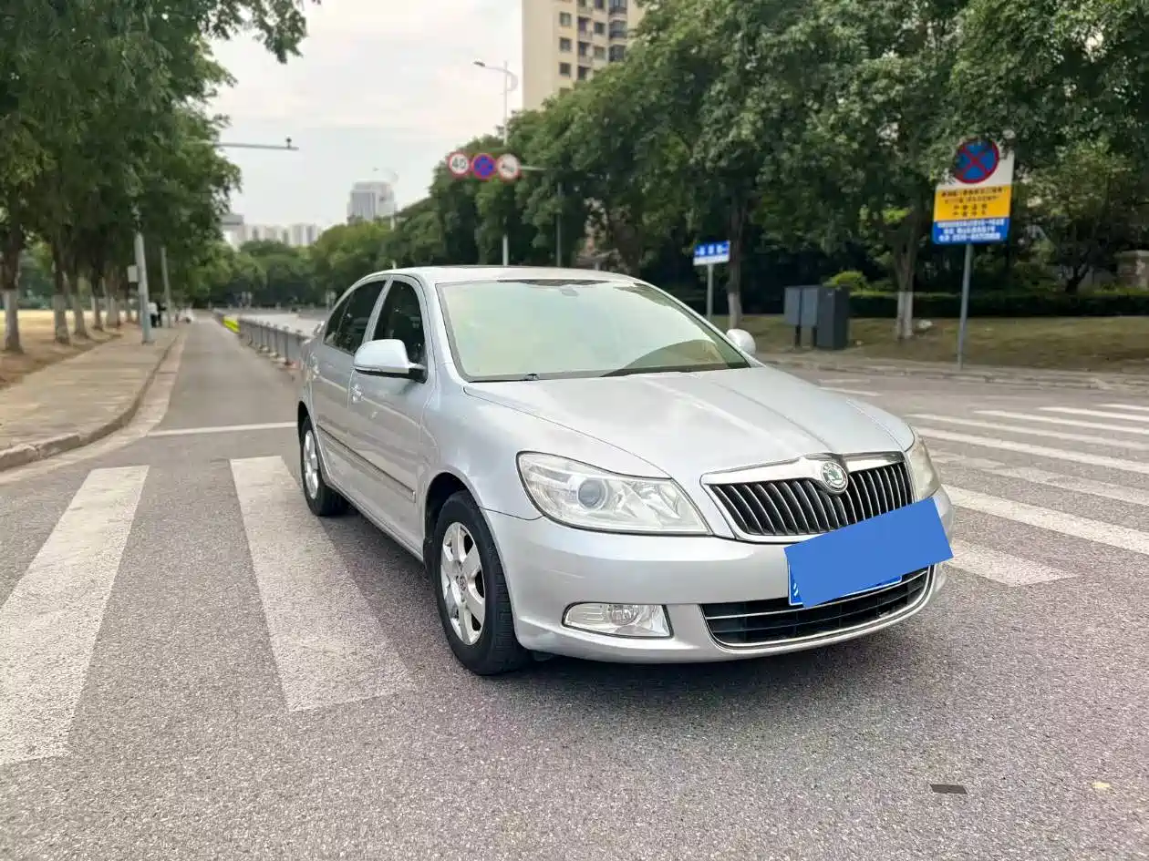 Photo 8 - Škoda Octavia