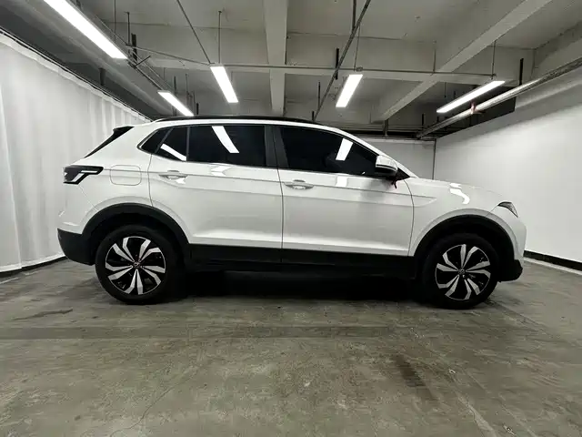 VOLKSWAGEN TUYUE