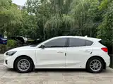 Фото 4 - Ford Focus