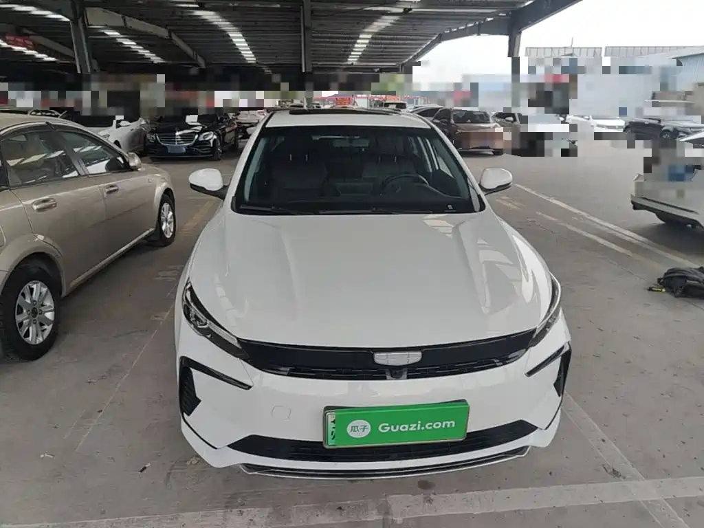 Geely Emgrand L HiP 2024 2024 Model Soaring Dragon Edition 1.5TD-DHT Pro 100KM Surpassing Type