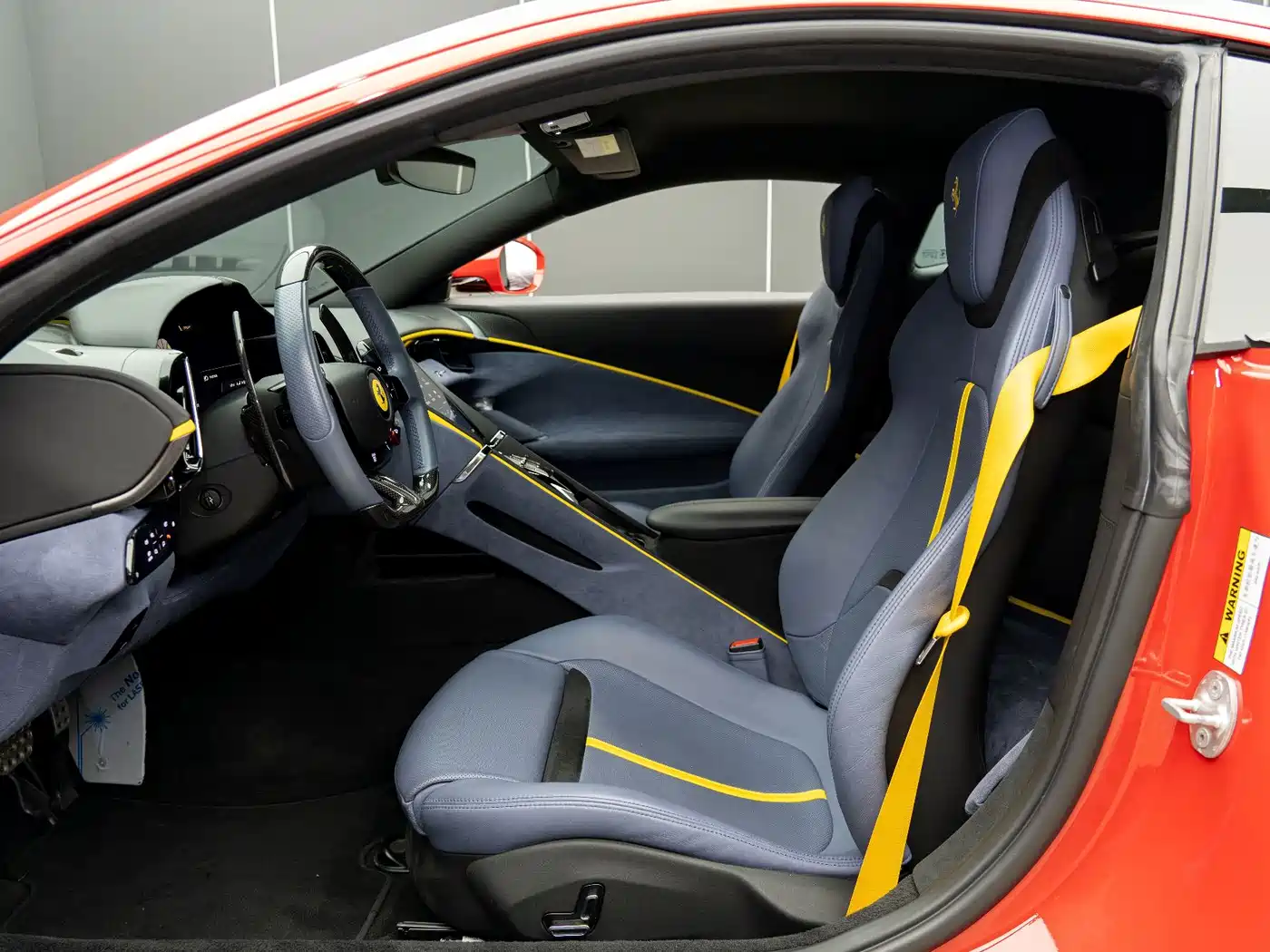 Ferrari Roma 2023 2020 3.9T V8