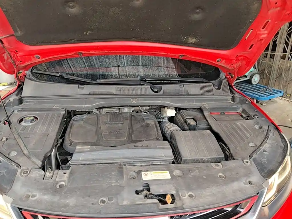 Фото 20 - Geely Coolray