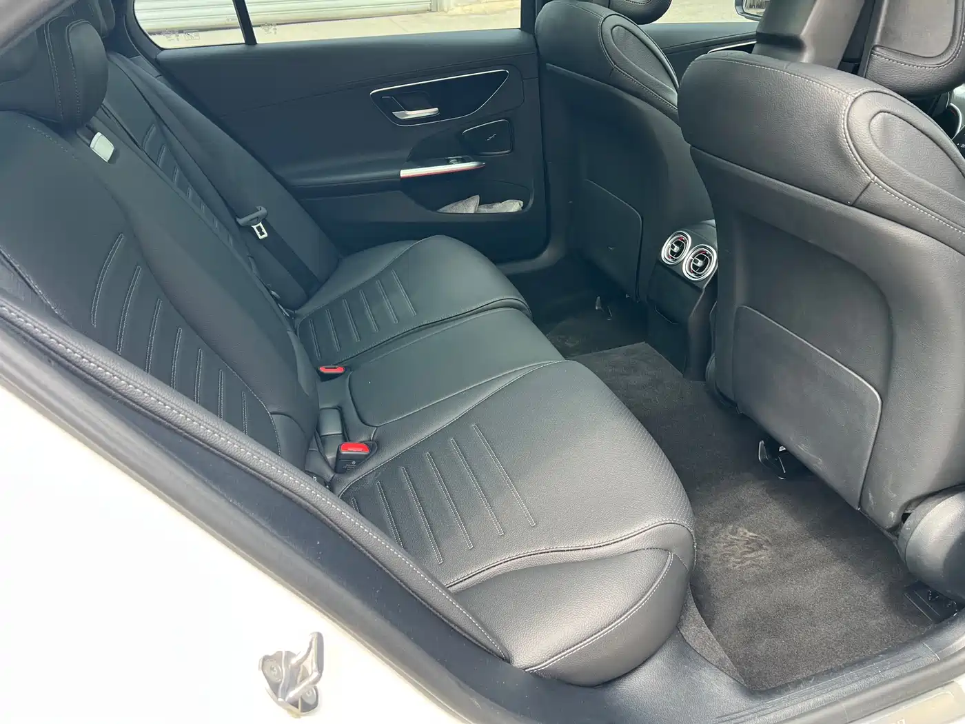 Mercedes-Benz C-Class 2023 C 260 L Sport фото 8