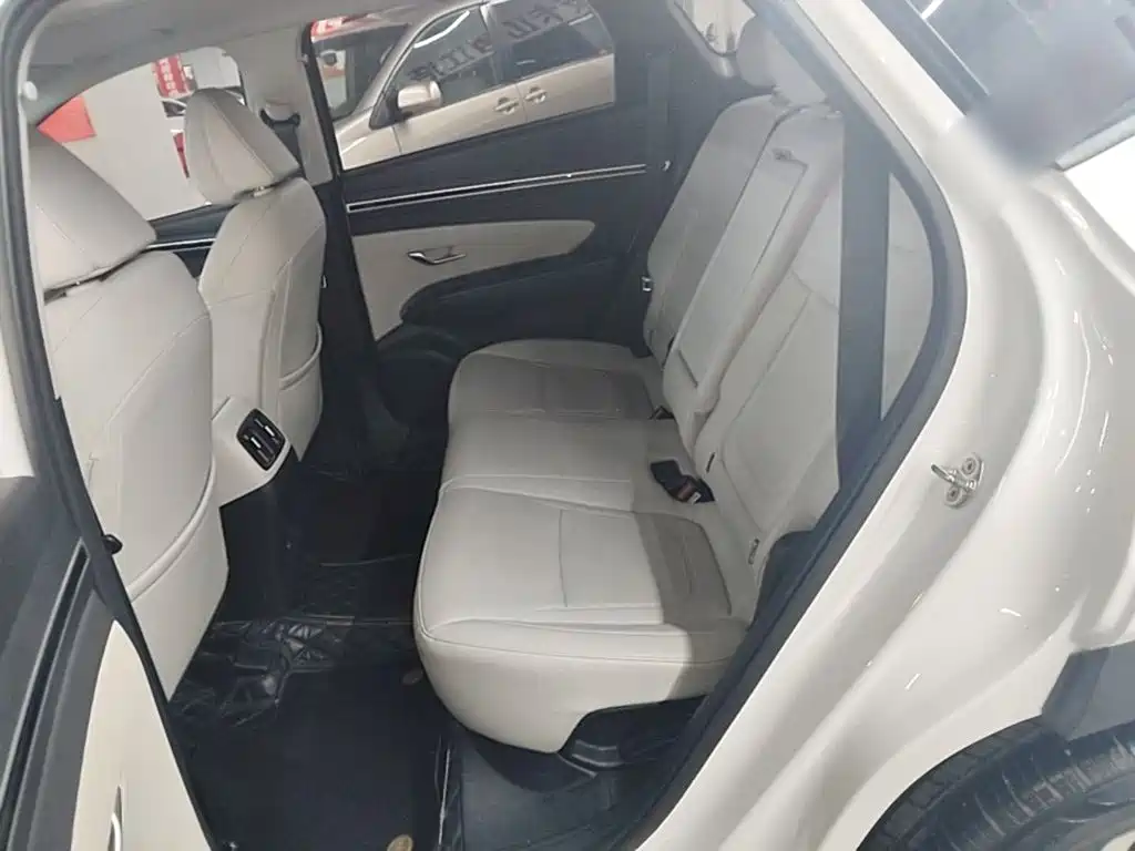 Фото 17 - Hyundai Tucson