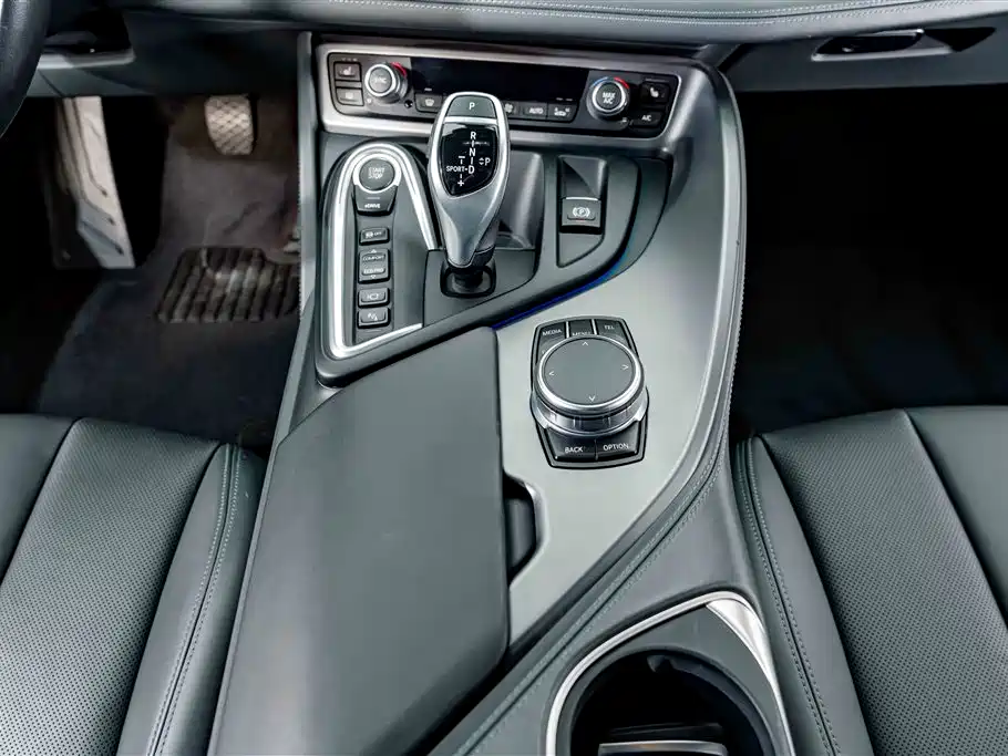 BMW i8 2019 2014 Standard