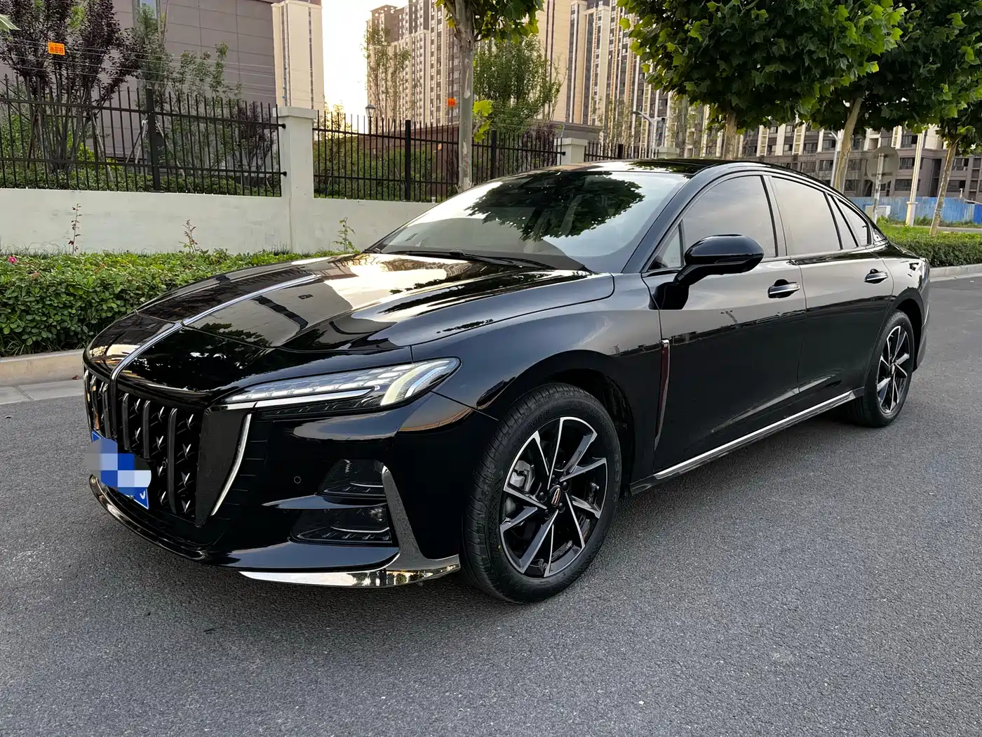 Hongqi H6 2025 Model 2.0T Travel Edition