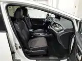 Photo 23 - Honda Jade