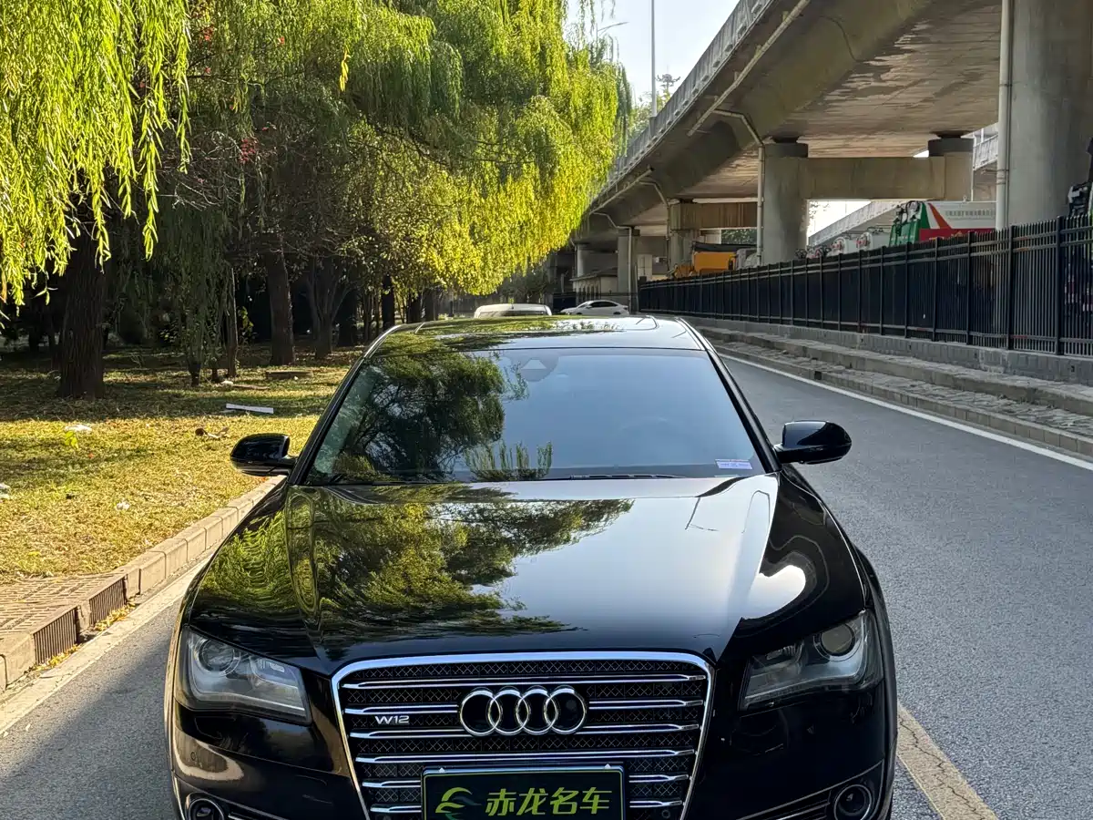 Audi A8 2013 A8L 50 TFSI quattro Premium фото 2