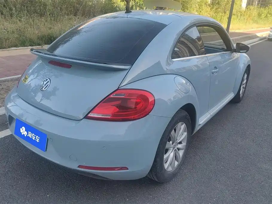 Volkswagen Beetle 2014 1.2TSI Fashion Edition фото 3