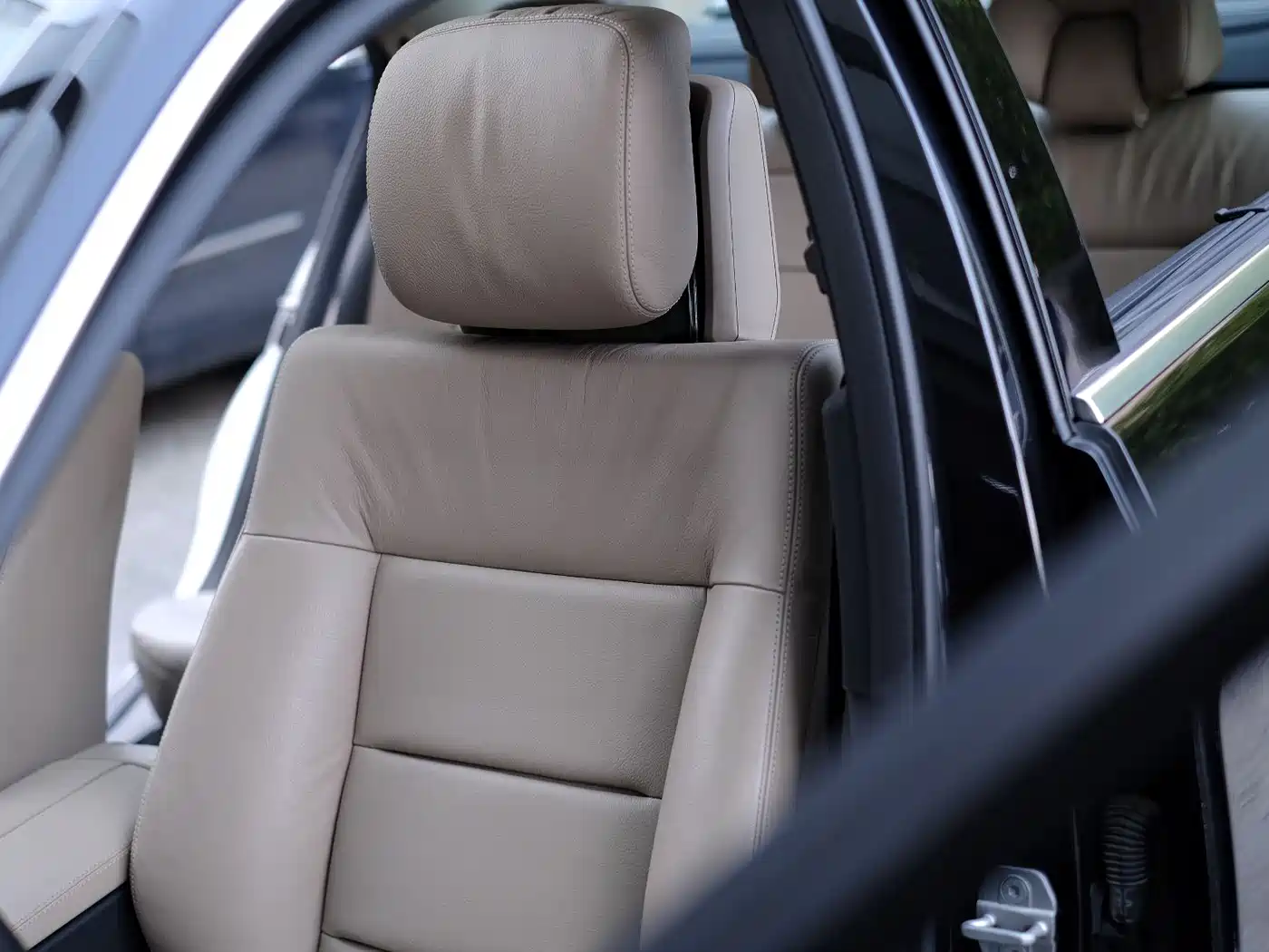 Mercedes-Benz E-Class 2011 E 300 L Fashion Premium фото 22