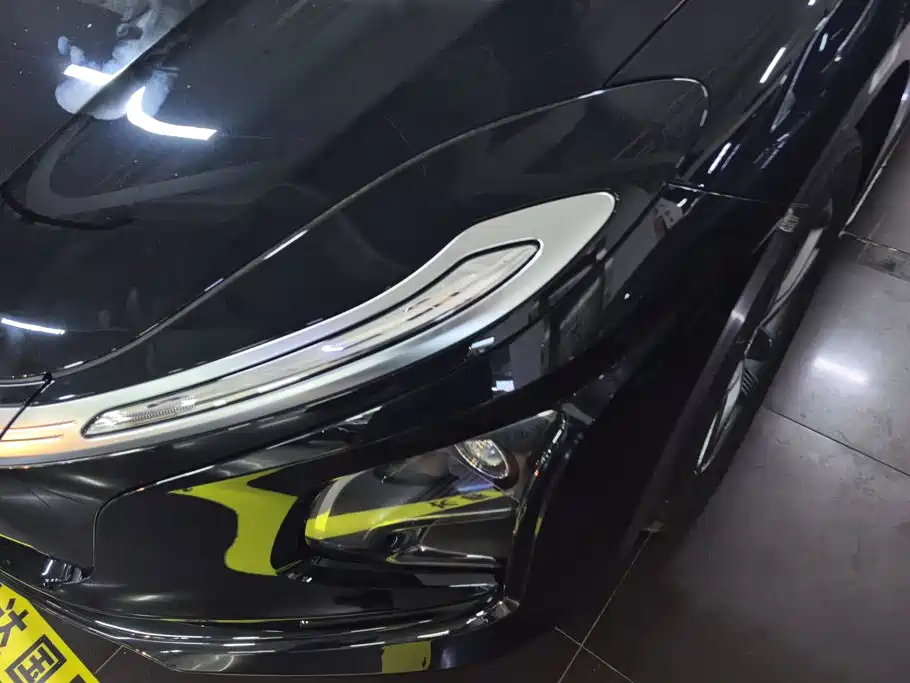 Hongqi E-QM5 2026 2025 610km PLUS