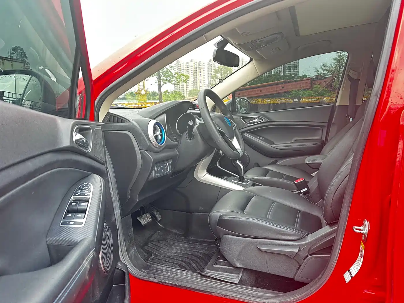 BYD Yuan New Energy 2018 EV360 Smart Connected Cool Type фото 4