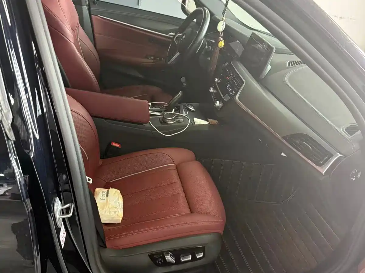 BMW 5 Series 2022 Facelift 530Li Premium M Sport Package фото 4