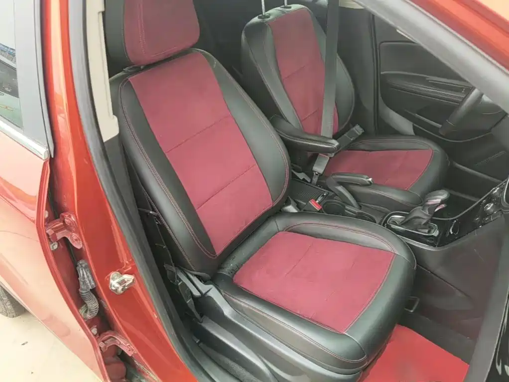 Фото 25 - Buick Encore