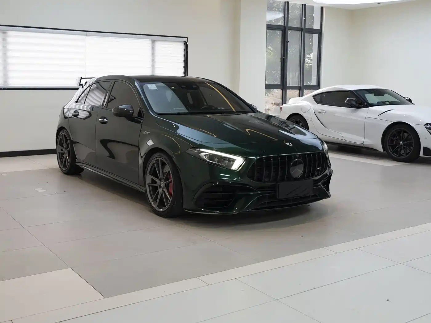 Фото 3 - Mercedes-Benz A-Class AMG (Import)