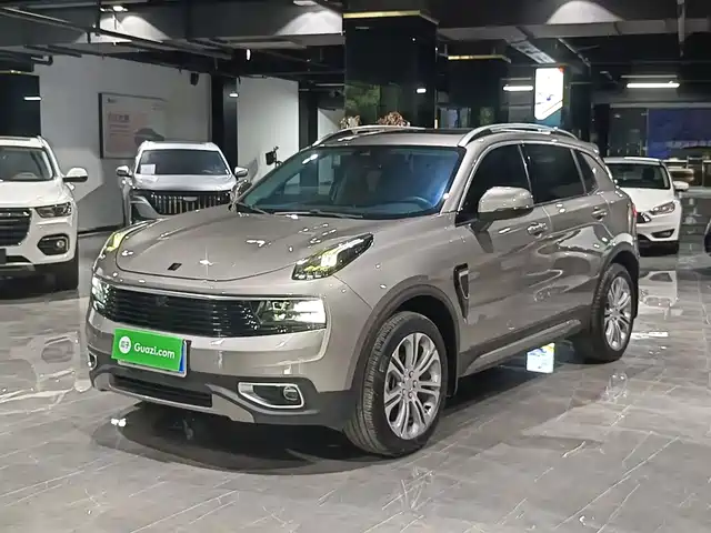 Lynk & Co 01 2020