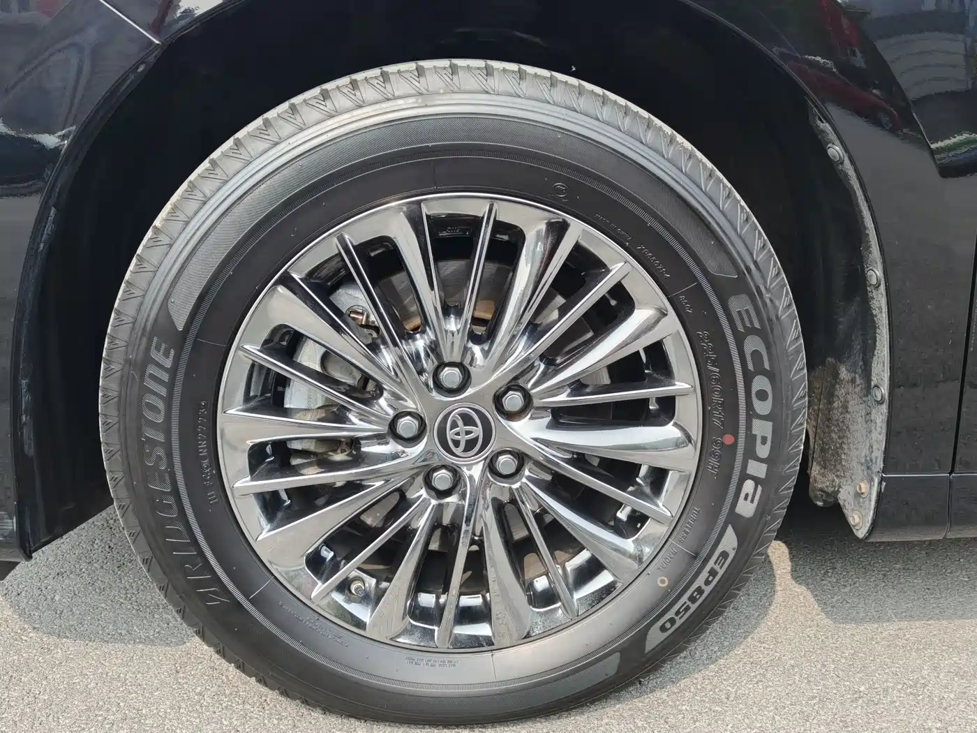 Toyota Alphard 2019 Hybrid 2.5L Premium Edition фото 17